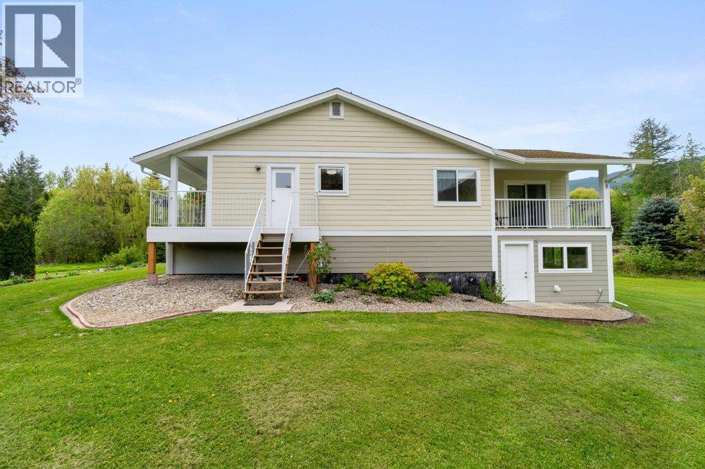 4501 44 Avenue Nw, Salmon Arm, British Columbia  V1E 3A7 - Photo 63 - 10385377