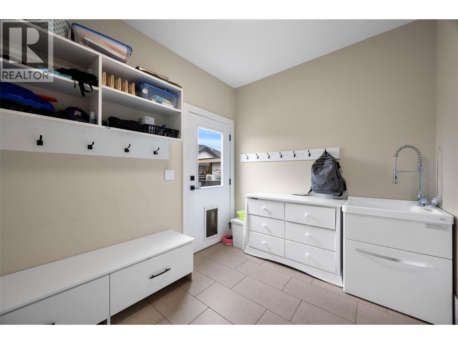 2651 Willowbrae Drive, Kamloops, British Columbia  V1S 2B2 - Photo 11 - 10385333