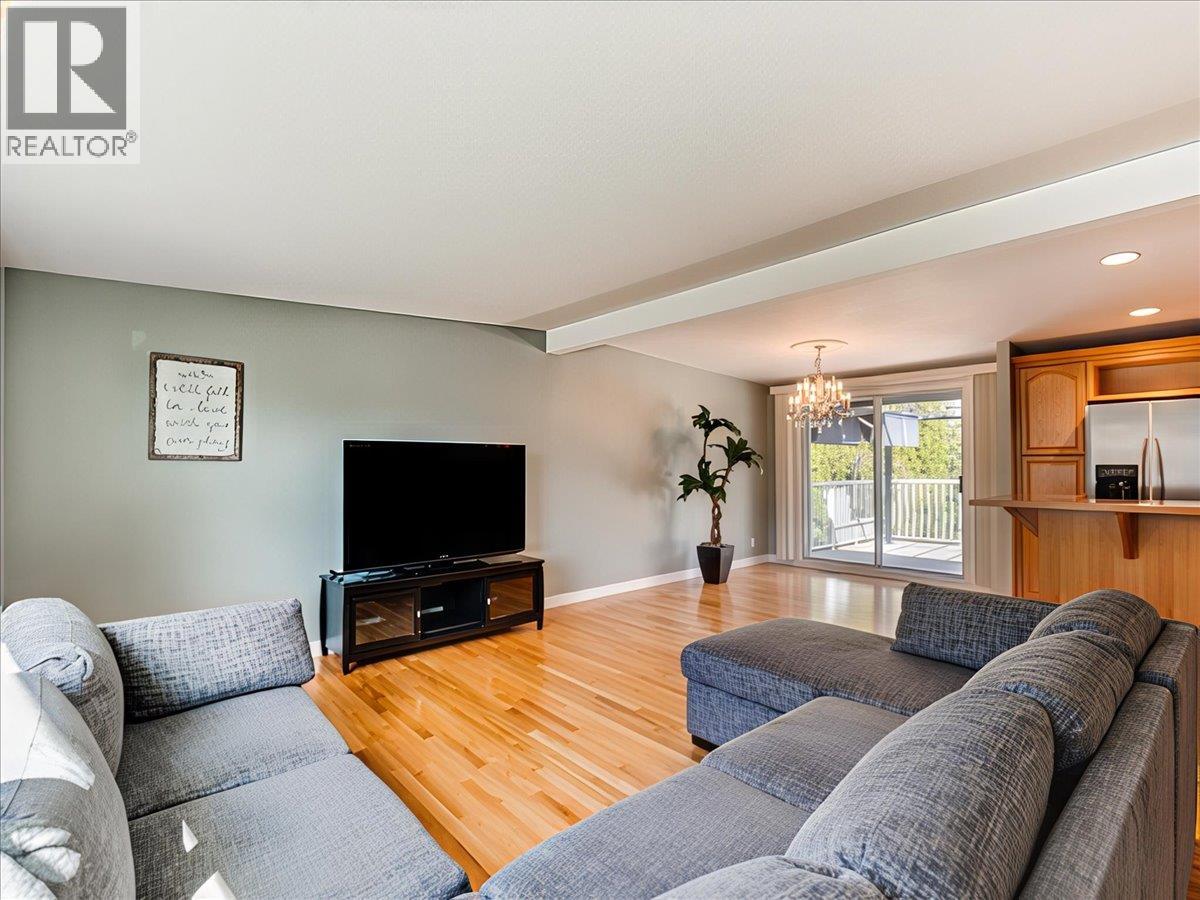 3833 Dogwood Drive, Trail, British Columbia  V1R 2V4 - Photo 16 - 10385437