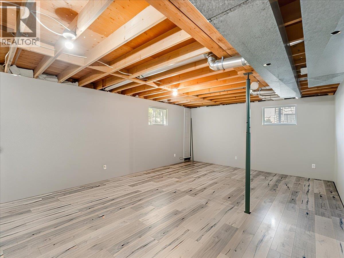 3833 Dogwood Drive, Trail, British Columbia  V1R 2V4 - Photo 32 - 10385437