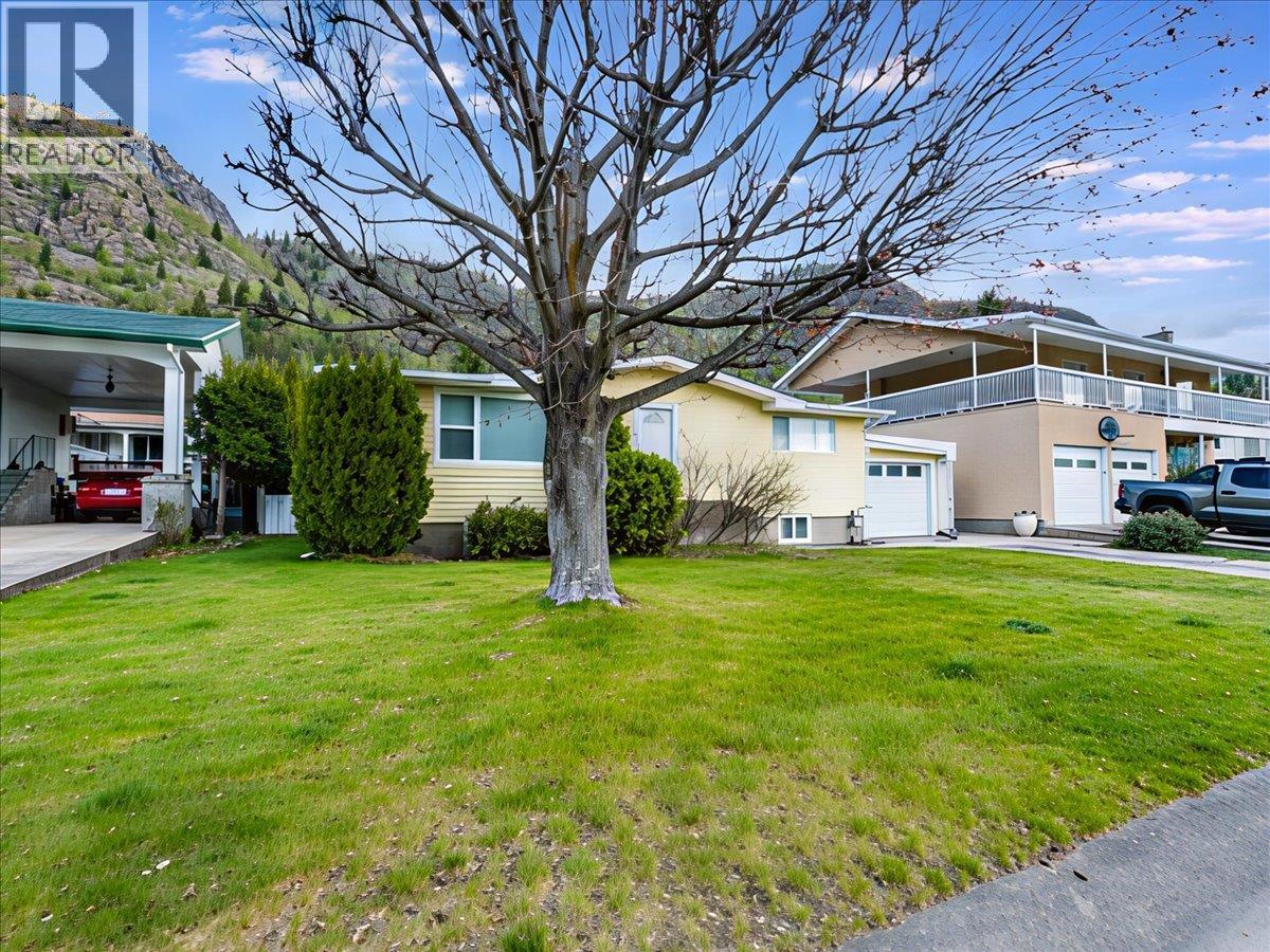 3833 Dogwood Drive, Trail, British Columbia  V1R 2V4 - Photo 54 - 10385437