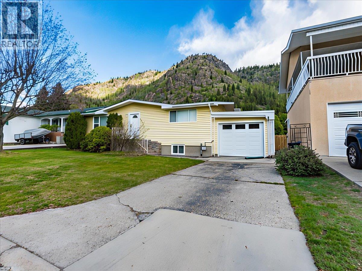 3833 Dogwood Drive, Trail, British Columbia  V1R 2V4 - Photo 55 - 10385437