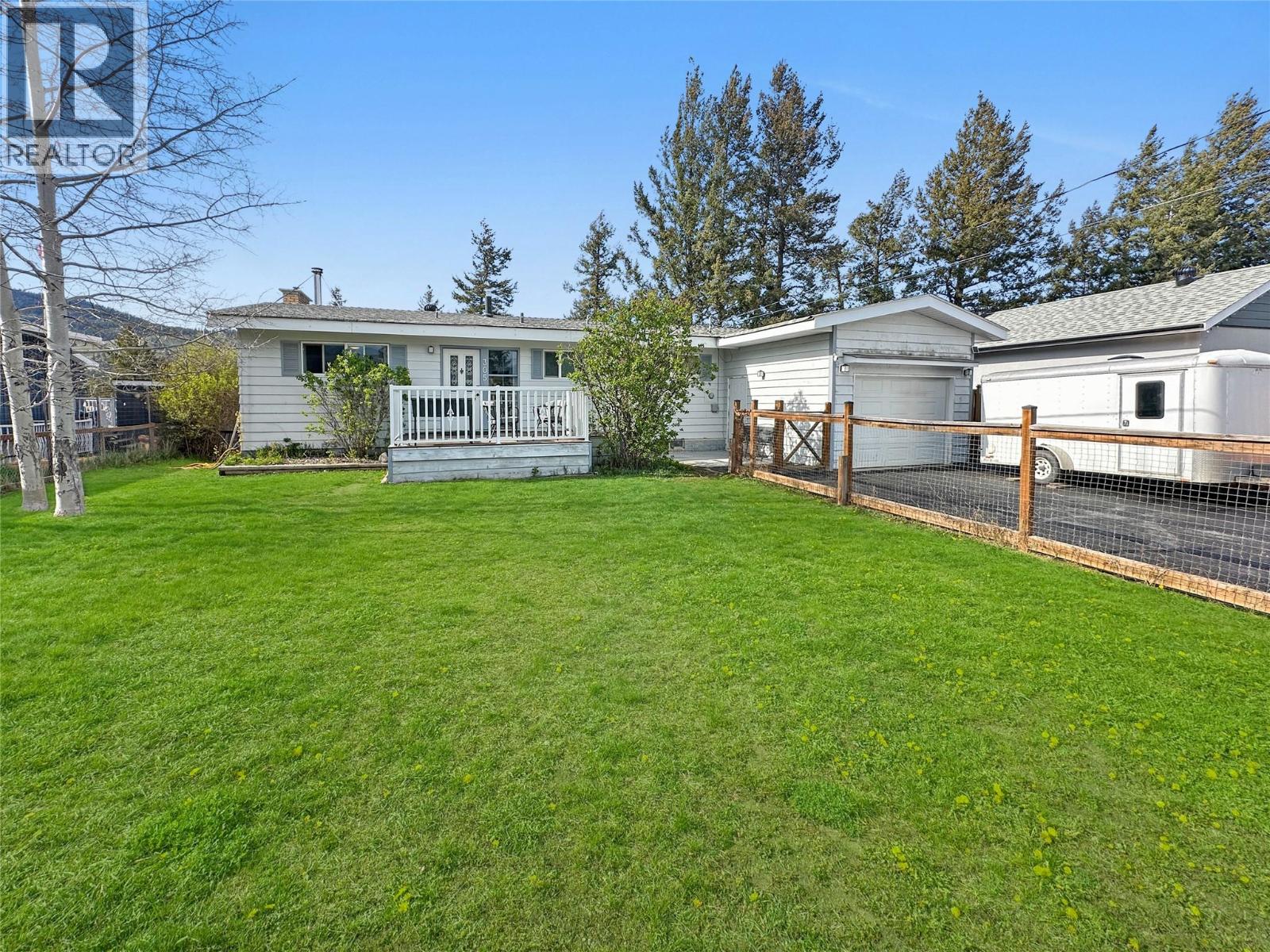 305 Panorama Crescent, Princeton, British Columbia  V0X 1W0 - Photo 2 - 10385278