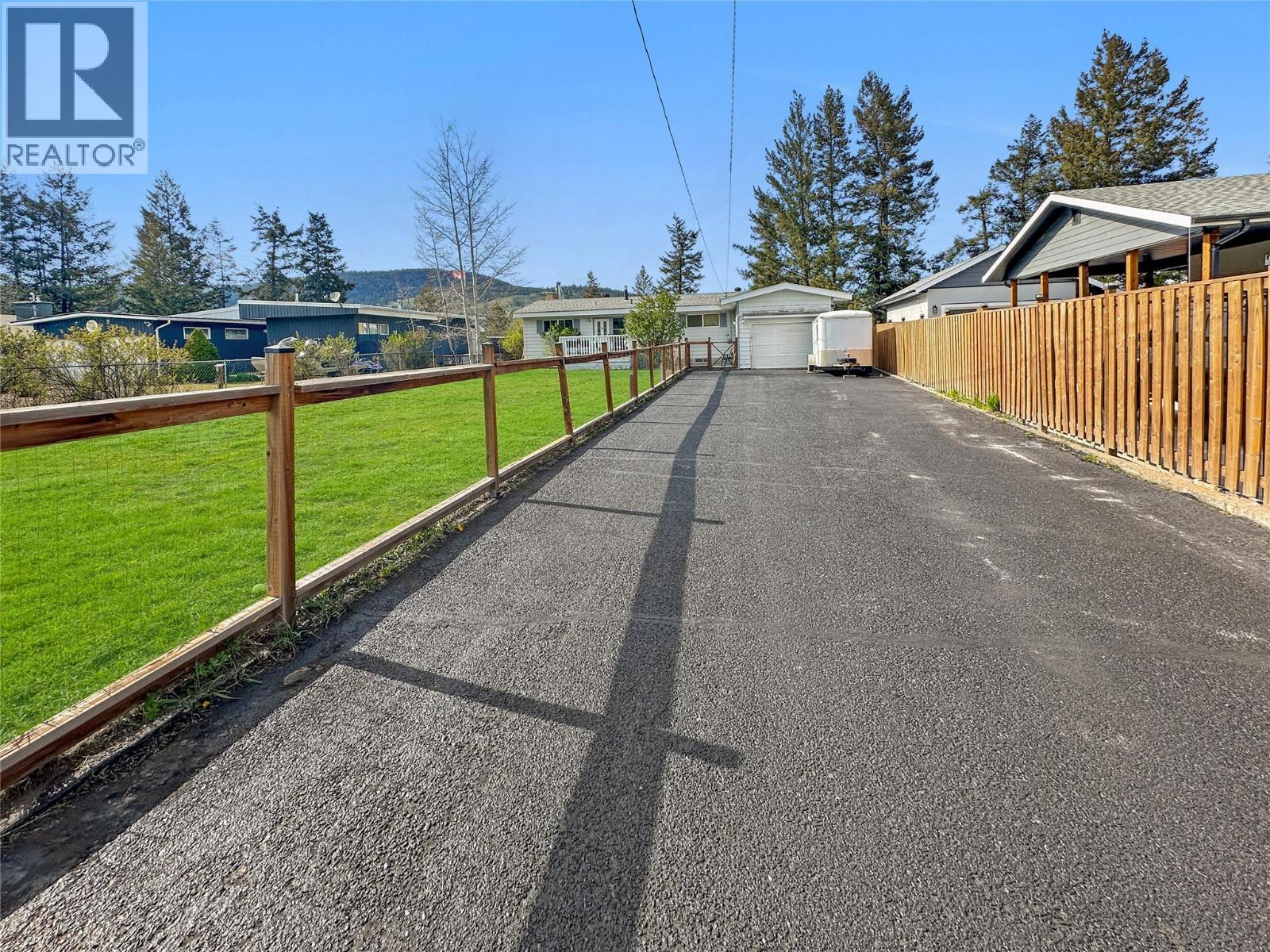 305 Panorama Crescent, Princeton, British Columbia  V0X 1W0 - Photo 4 - 10385278
