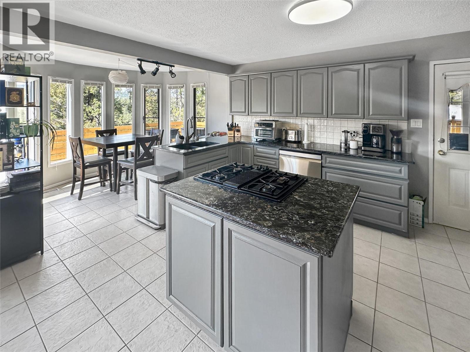 305 Panorama Crescent, Princeton, British Columbia  V0X 1W0 - Photo 8 - 10385278