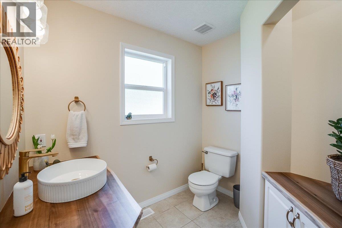 5839 Sunset Drive, Nelson, British Columbia  V1L 6X9 - Photo 23 - 10384797