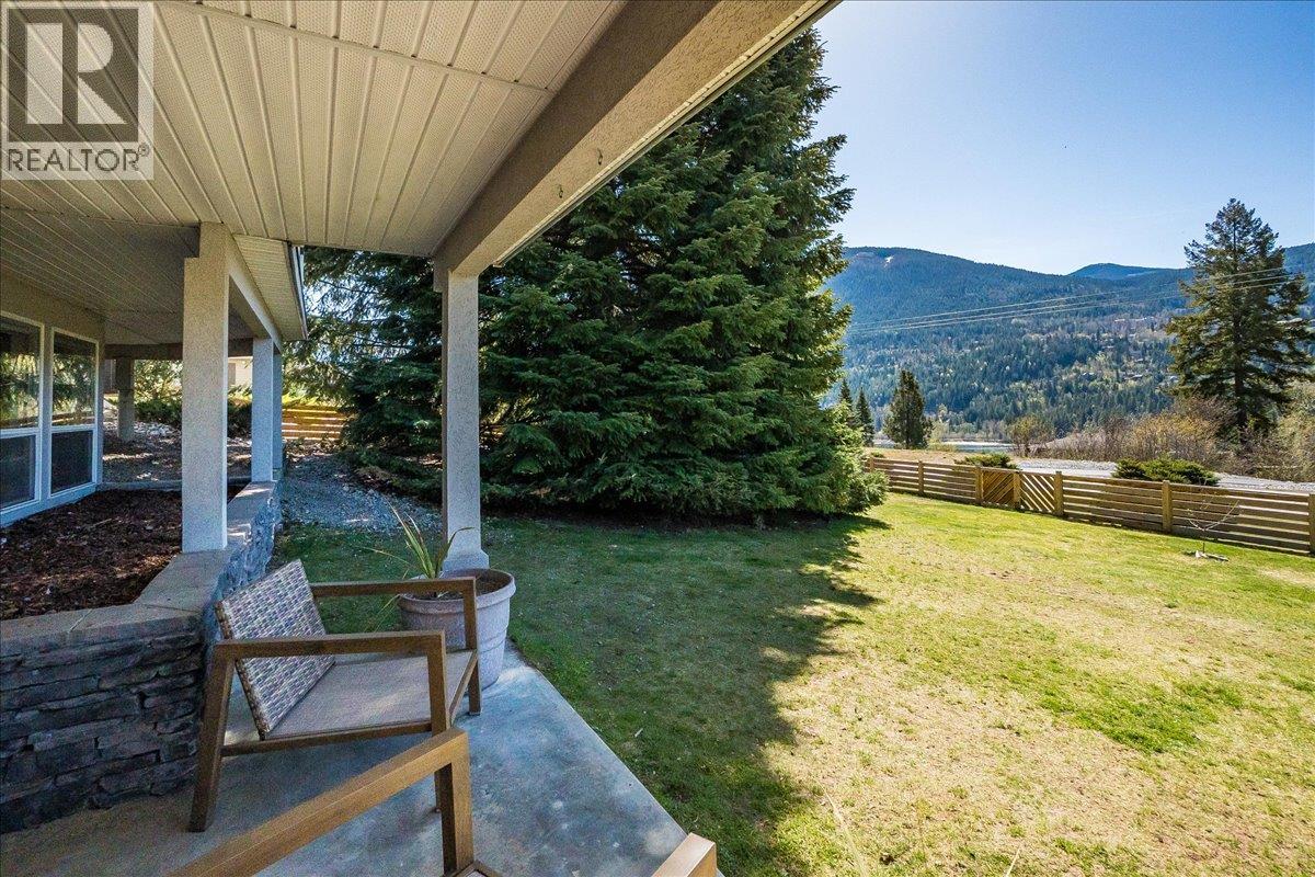 5839 Sunset Drive, Nelson, British Columbia  V1L 6X9 - Photo 7 - 10384797