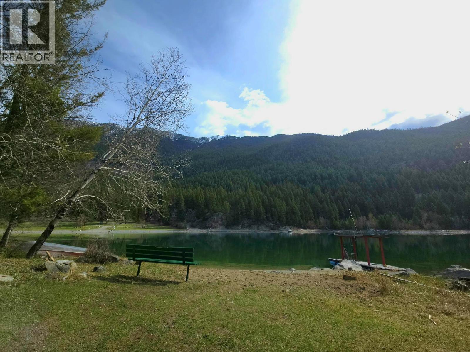 5648 Lazy Lake Road, Wasa, British Columbia  V0B 2K0 - Photo 44 - 10385067