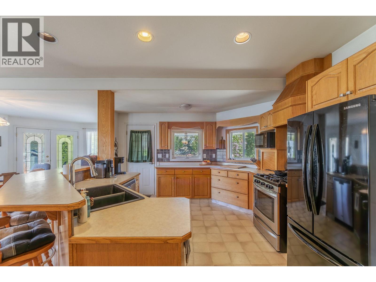 8405 104th Avenue, Osoyoos, British Columbia  V0H 1V2 - Photo 10 - 10385407