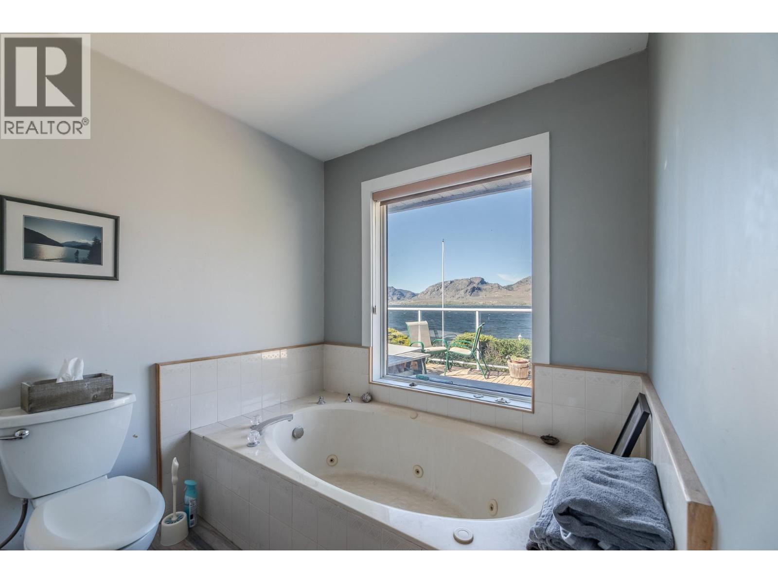 8405 104th Avenue, Osoyoos, British Columbia  V0H 1V2 - Photo 16 - 10385407