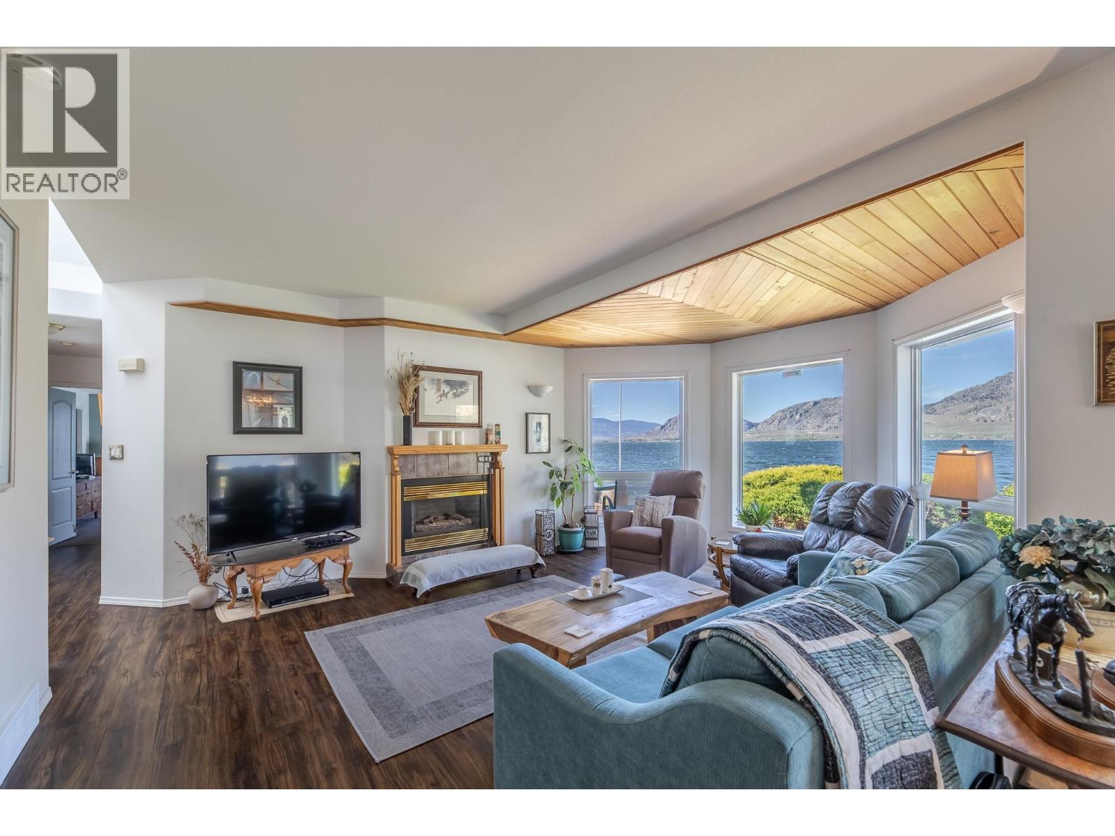 8405 104th Avenue, Osoyoos, British Columbia  V0H 1V2 - Photo 3 - 10385407