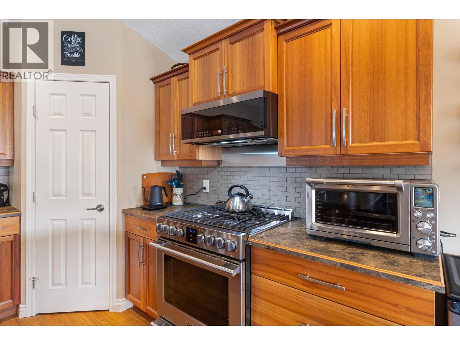 534 South Crest Drive, Kelowna, British Columbia  V1W 4W8 - Photo 11 - 10385121