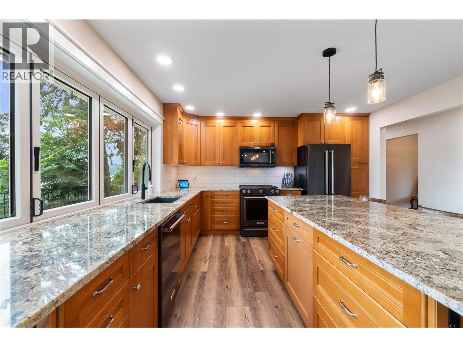 3304 Gray Road, Blind Bay, British Columbia  V0E 1H1 - Photo 10 - 10385423