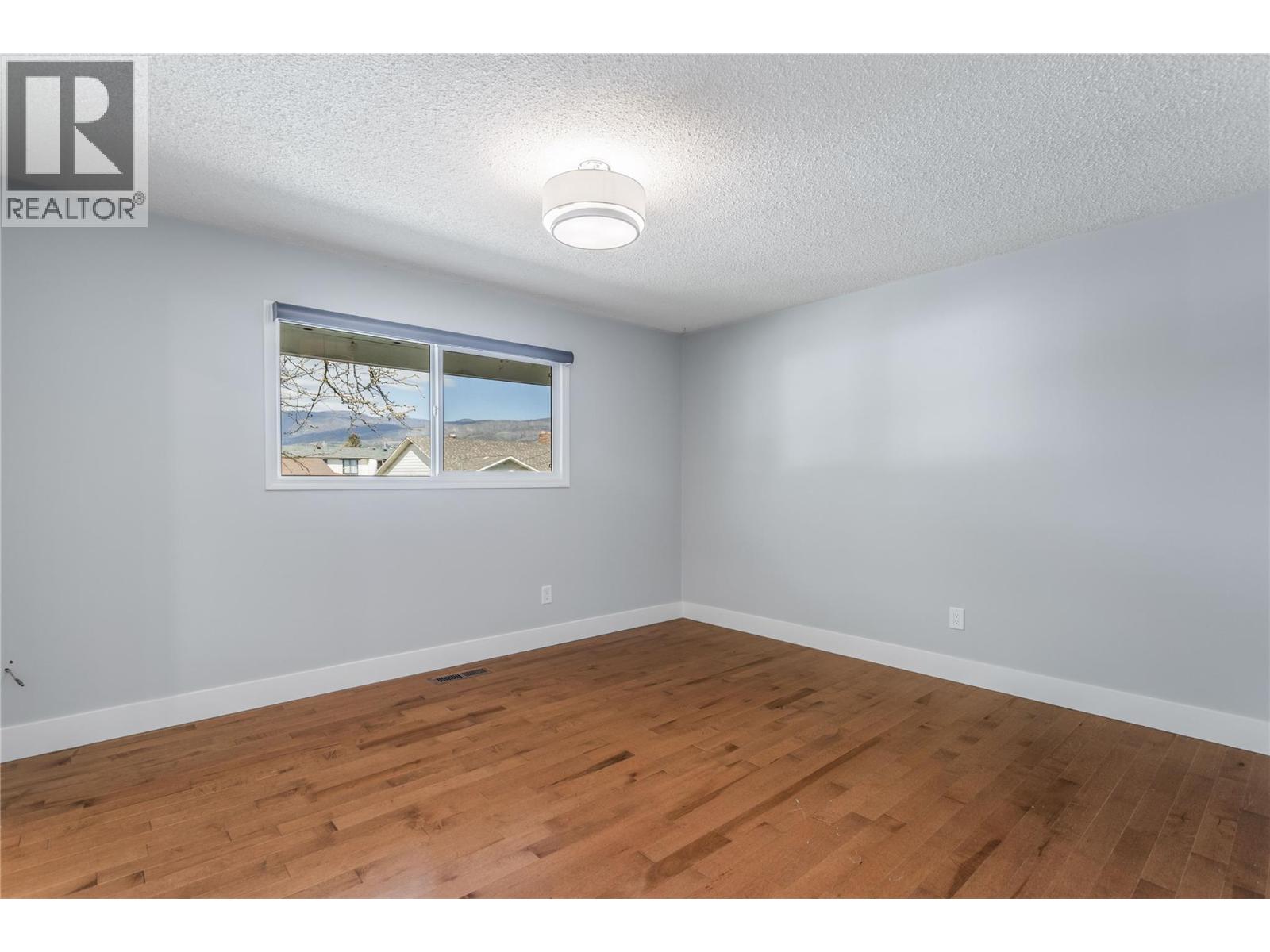 2615 Grenfell Road, Kelowna, British Columbia  V1Y 3C9 - Photo 24 - 10383155