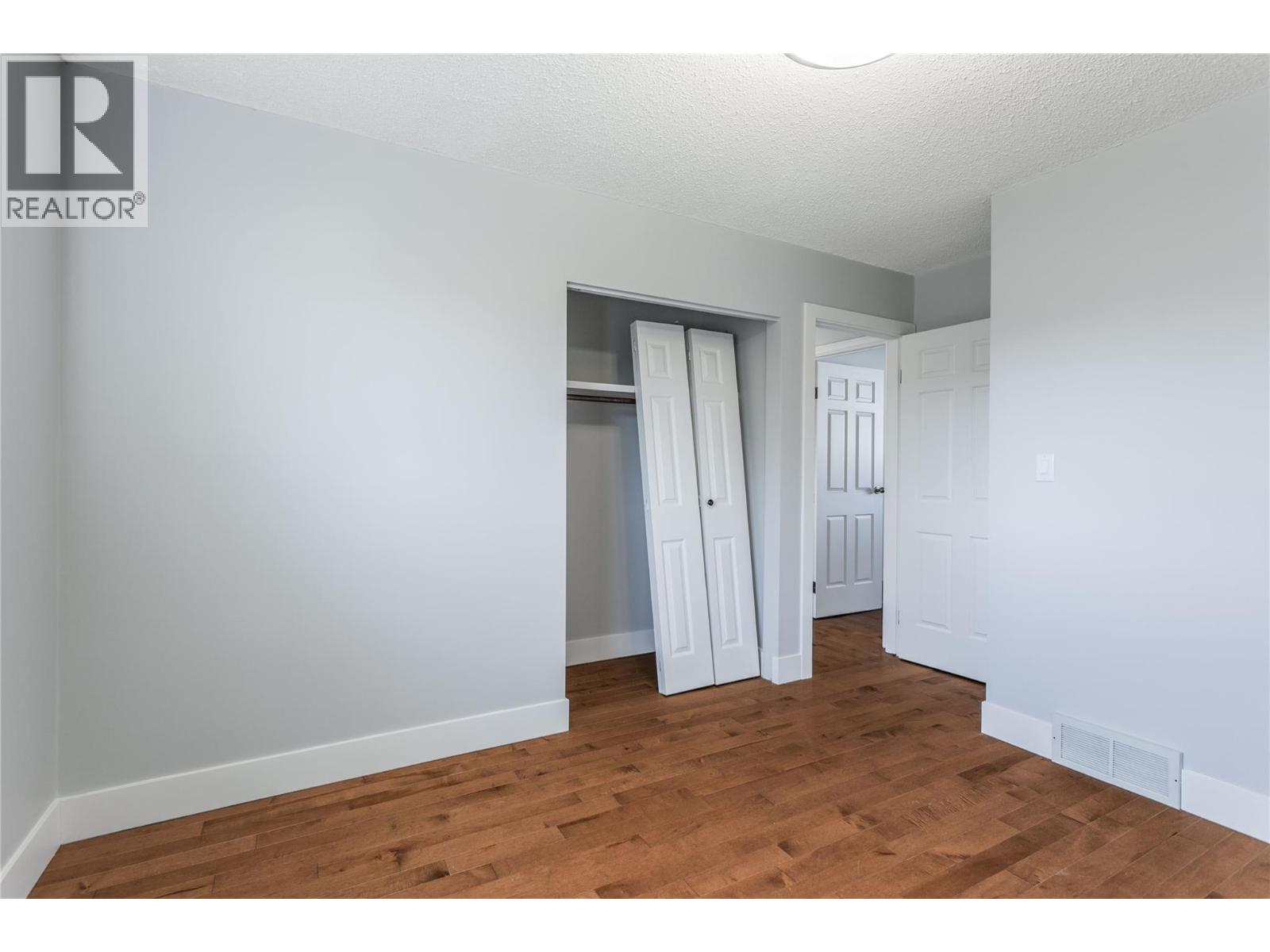 2615 Grenfell Road, Kelowna, British Columbia  V1Y 3C9 - Photo 25 - 10383155