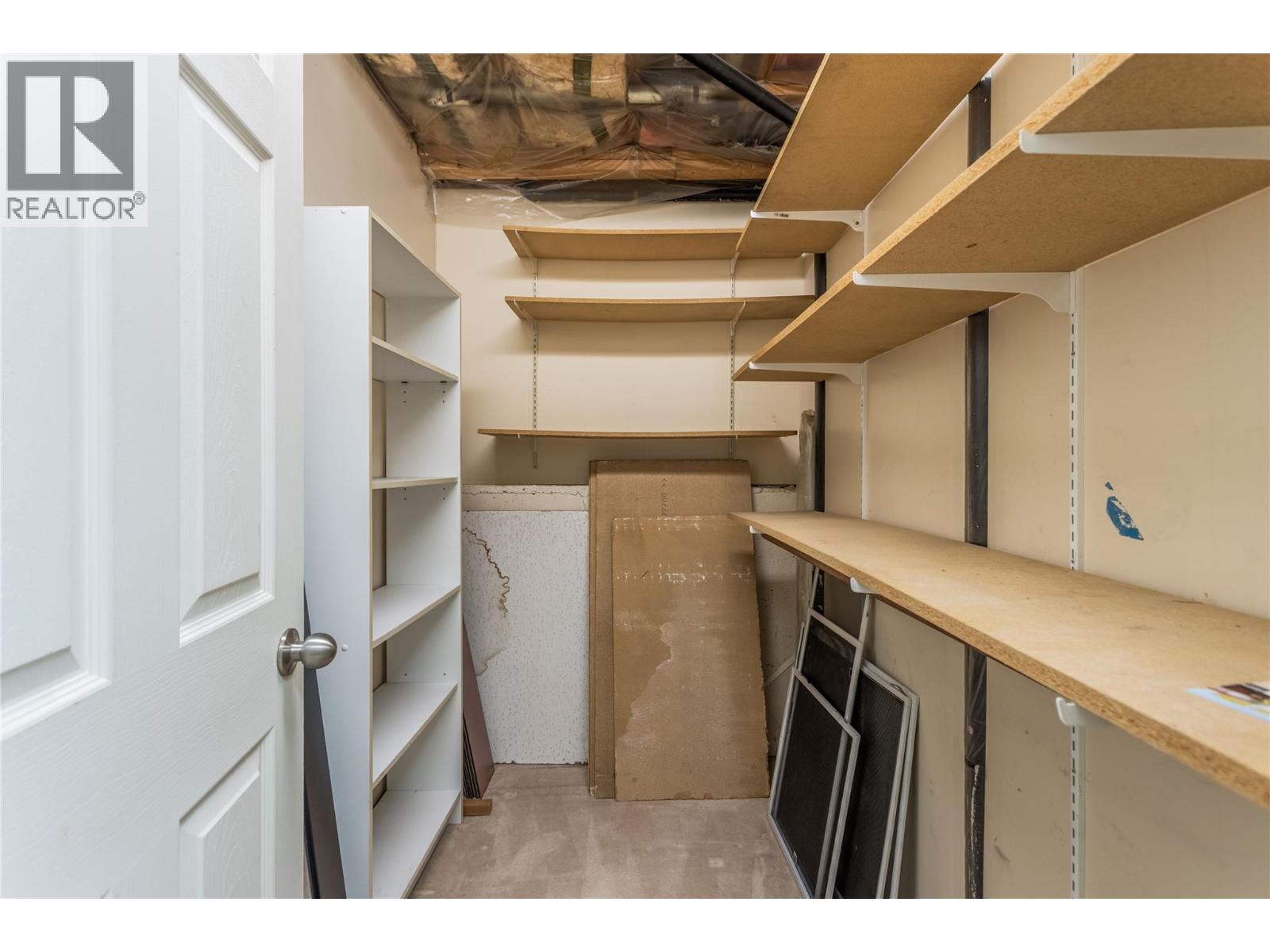 2615 Grenfell Road, Kelowna, British Columbia  V1Y 3C9 - Photo 31 - 10383155