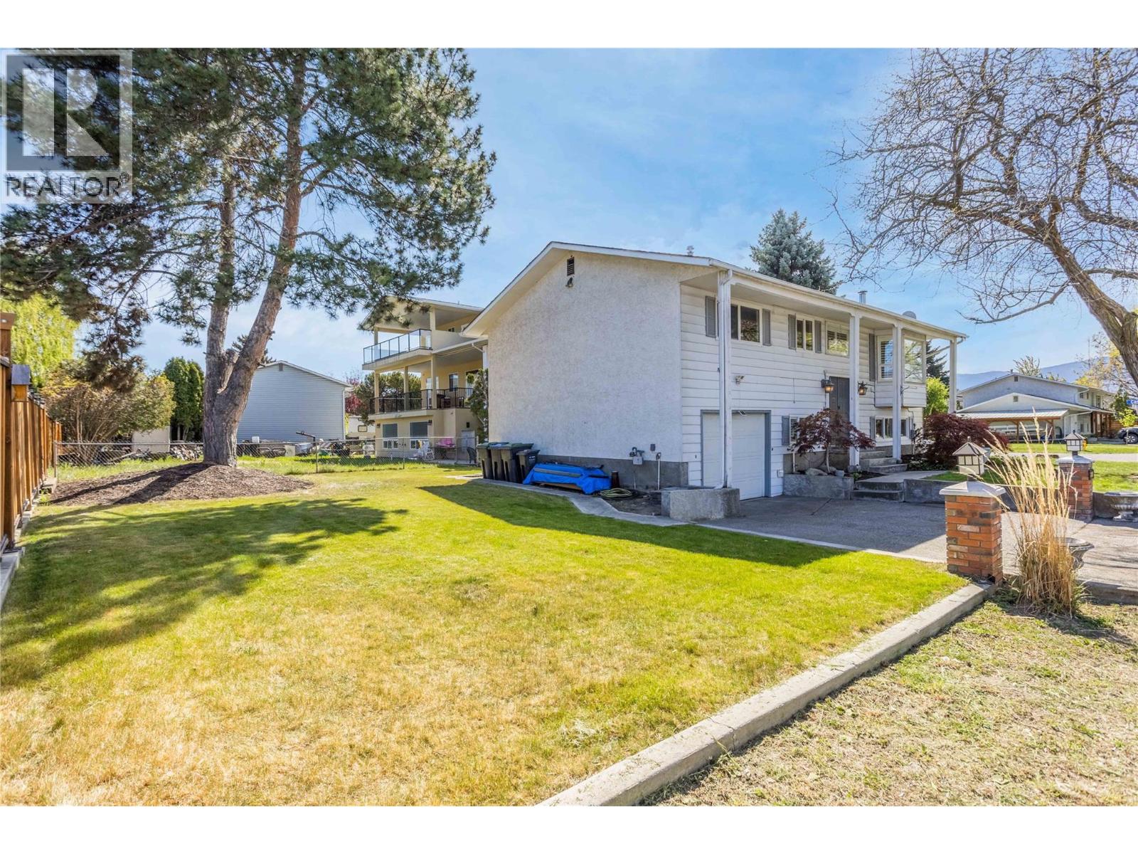 2615 Grenfell Road, Kelowna, British Columbia  V1Y 3C9 - Photo 5 - 10383155