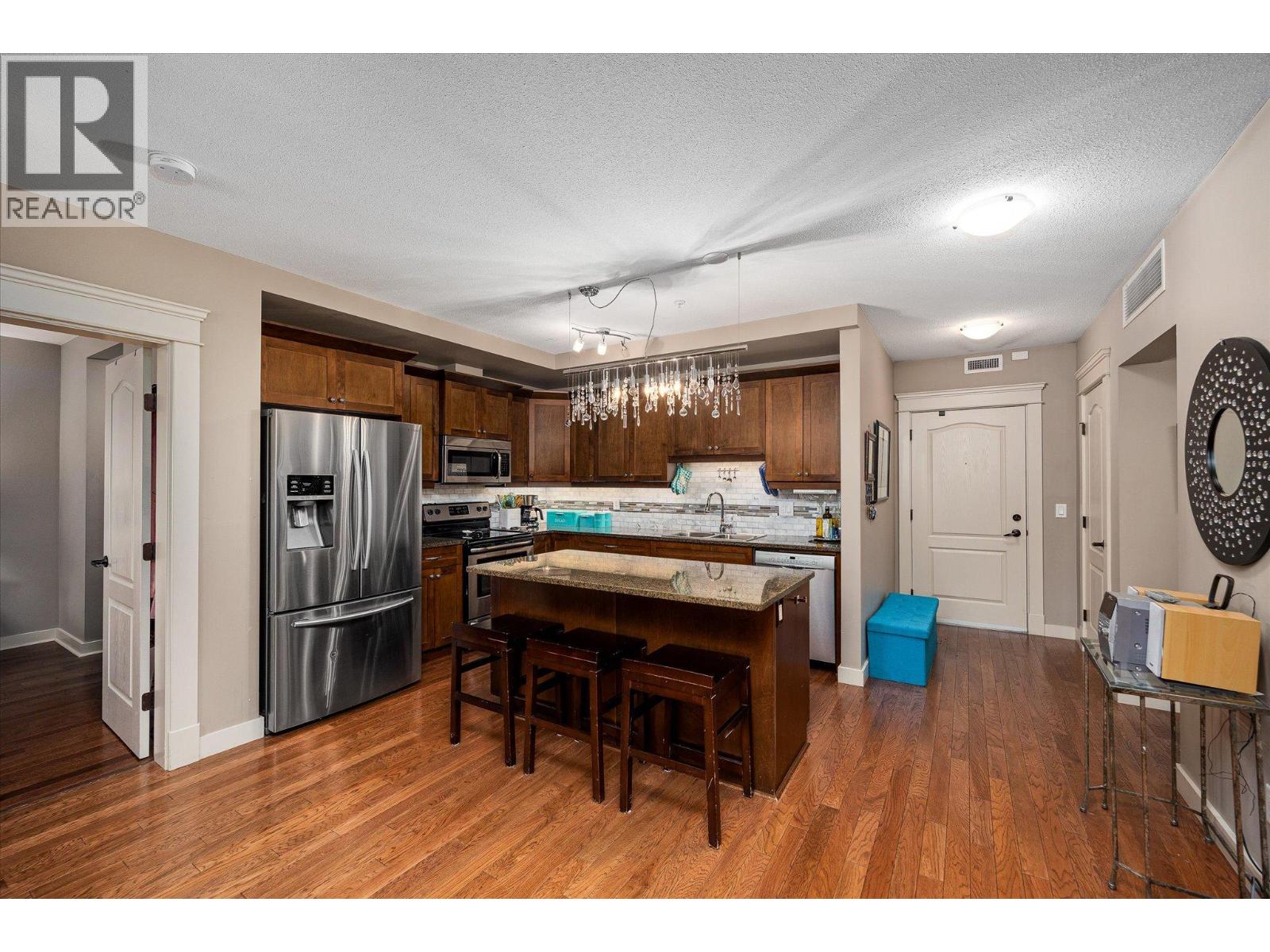 2070 Boucherie Road Unit# 403, Westbank, British Columbia  V4T 2C6 - Photo 4 - 10385317
