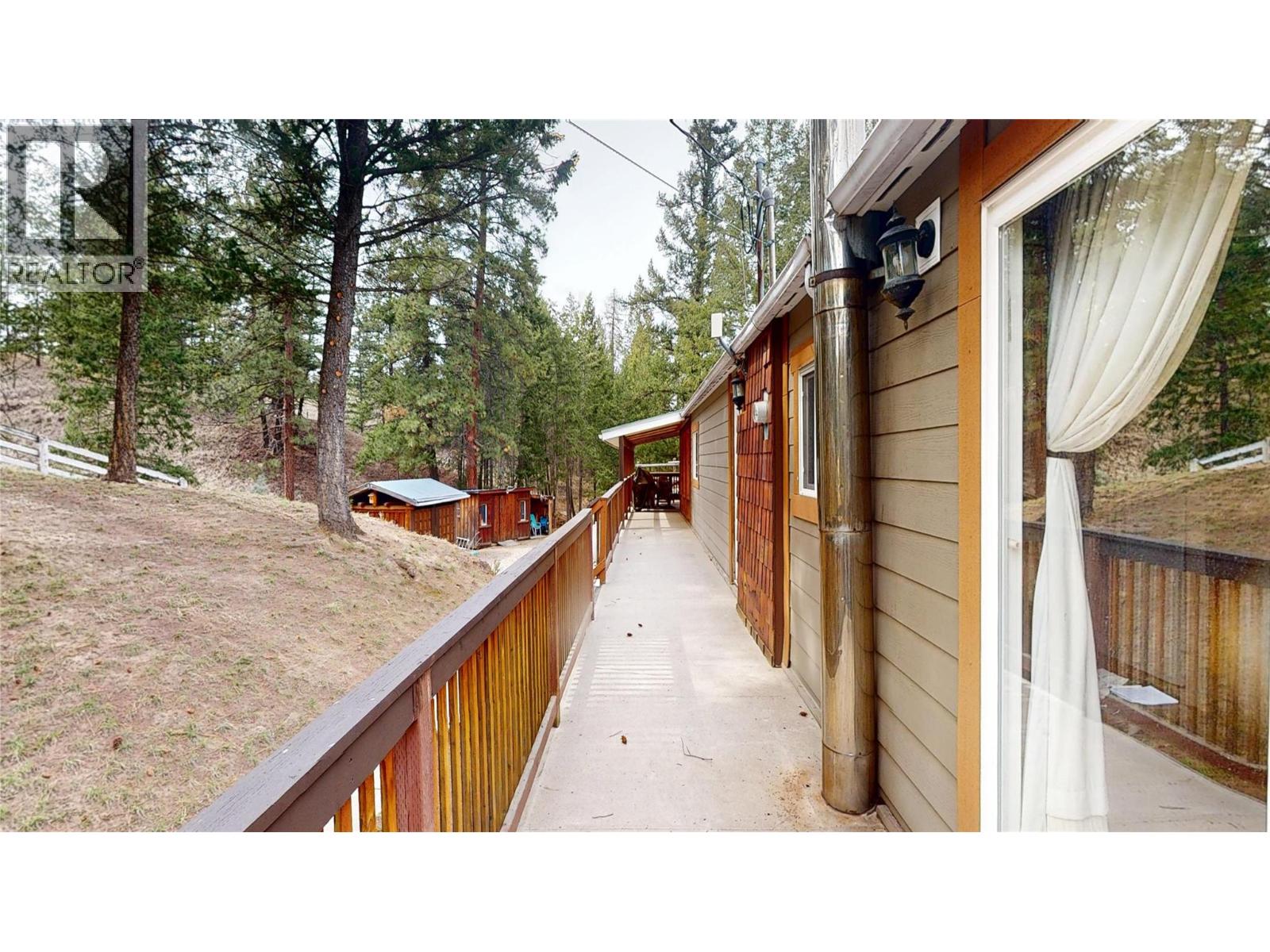 6209 Mission Road, Cranbrook, British Columbia  V1C 7B7 - Photo 32 - 10383115