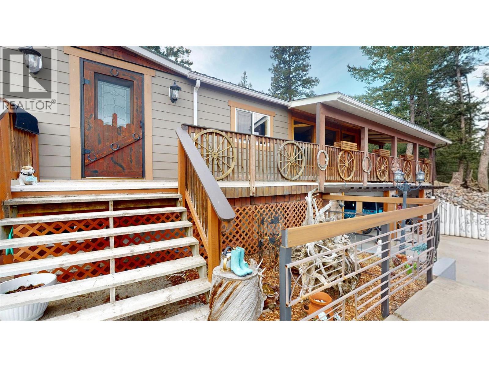 6209 Mission Road, Cranbrook, British Columbia  V1C 7B7 - Photo 4 - 10383115