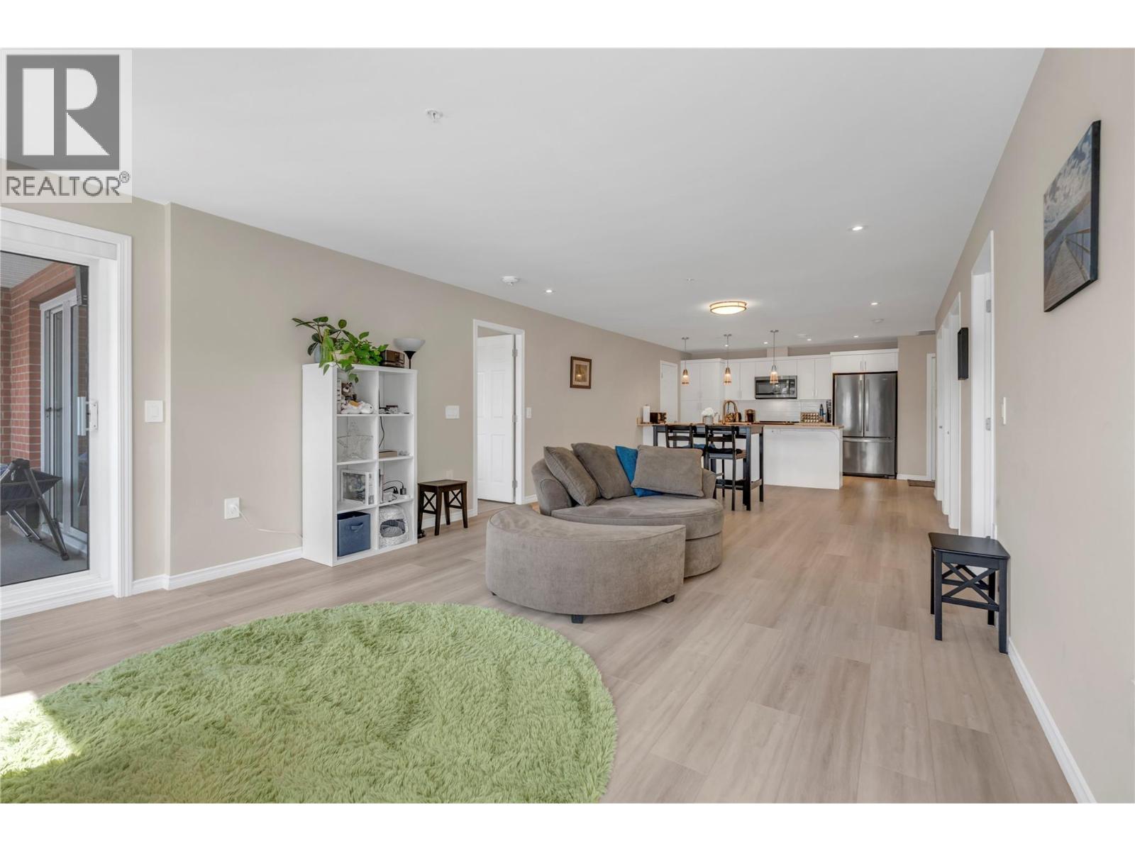3362 Skaha Lake Road Unit# 306, Penticton, British Columbia  V2A 0J2 - Photo 14 - 10385324