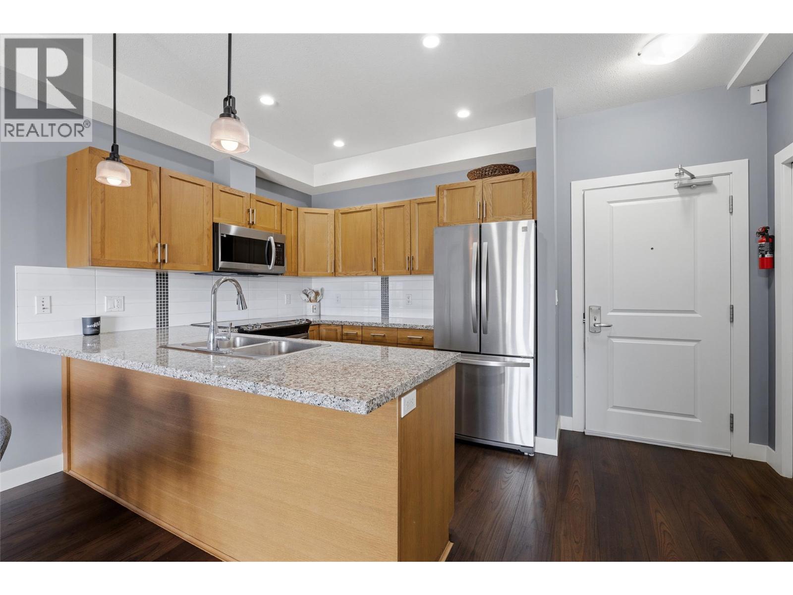 3220 Skyview Lane Unit# 205, Westbank, British Columbia  V4T 3J4 - Photo 11 - 10385114