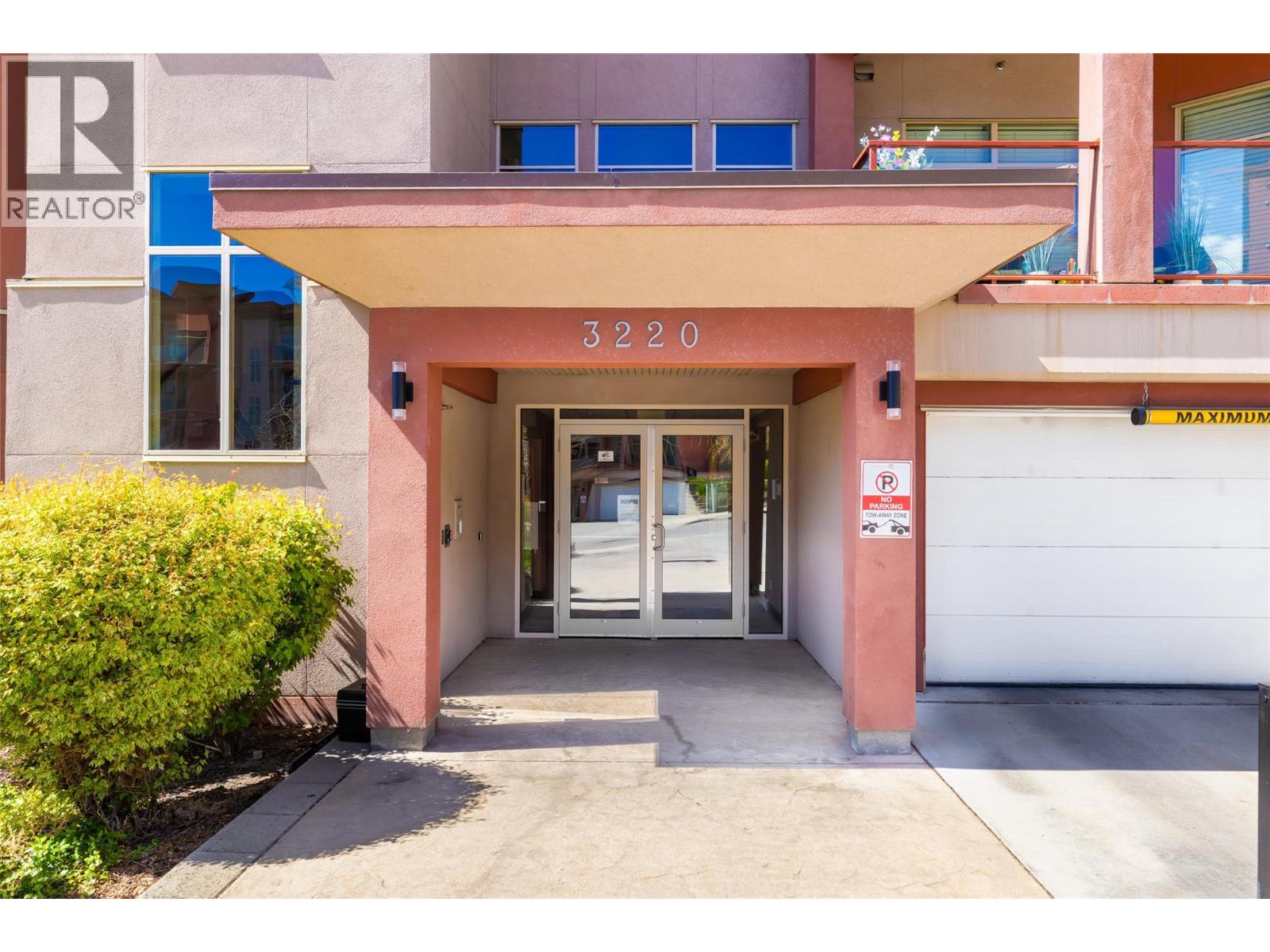 3220 Skyview Lane Unit# 205, Westbank, British Columbia  V4T 3J4 - Photo 3 - 10385114