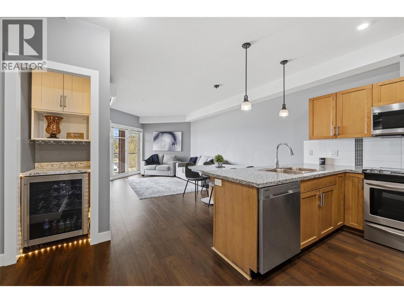 3220 Skyview Lane Unit# 205, Westbank, British Columbia  V4T 3J4 - Photo 6 - 10385114
