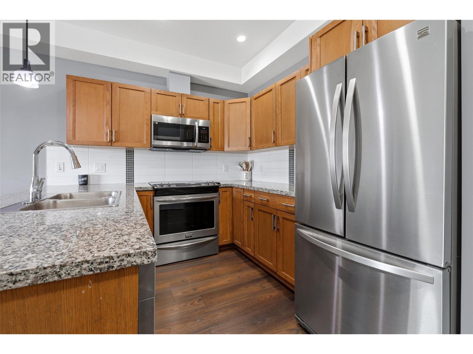 3220 Skyview Lane Unit# 205, Westbank, British Columbia  V4T 3J4 - Photo 8 - 10385114