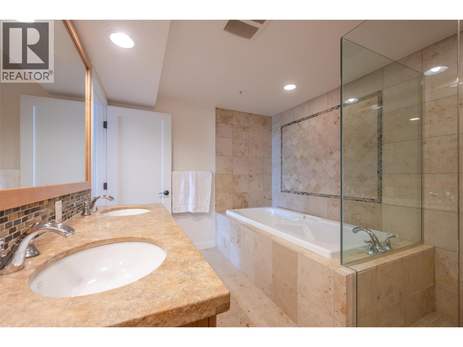160 Lakeshore Drive W Unit# 401, Penticton, British Columbia  V2A 9C2 - Photo 36 - 10385447