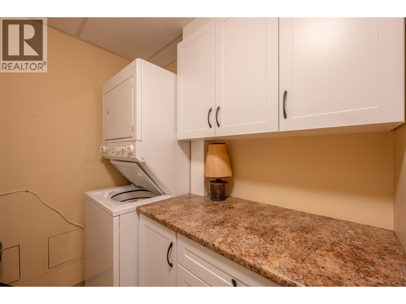 160 Lakeshore Drive W Unit# 401, Penticton, British Columbia  V2A 9C2 - Photo 43 - 10385447