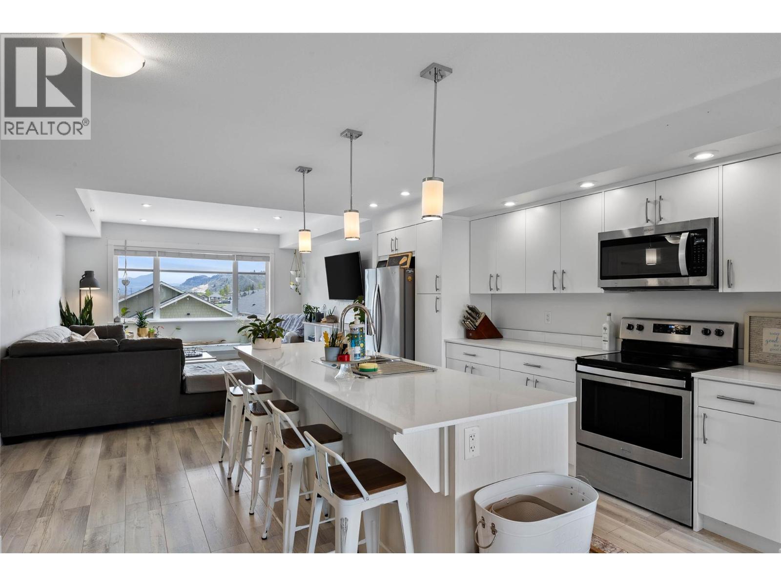 8800 Dallas Drive Unit# 141, Kamloops, British Columbia  V2C 0G8 - Photo 4 - 10385145