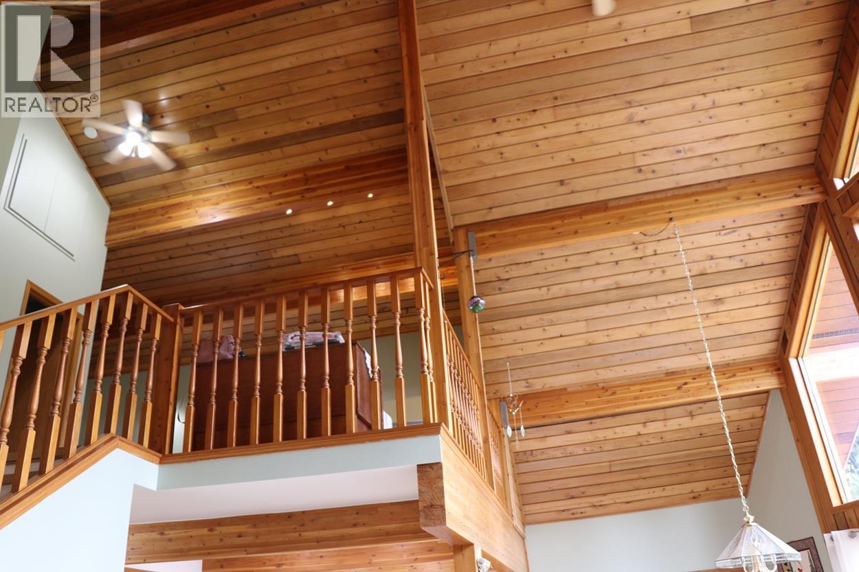 432 Bayles Road, Nakusp, British Columbia  V0G 1R1 - Photo 14 - 10385445