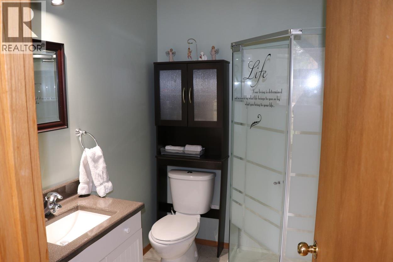 432 Bayles Road, Nakusp, British Columbia  V0G 1R1 - Photo 18 - 10385445