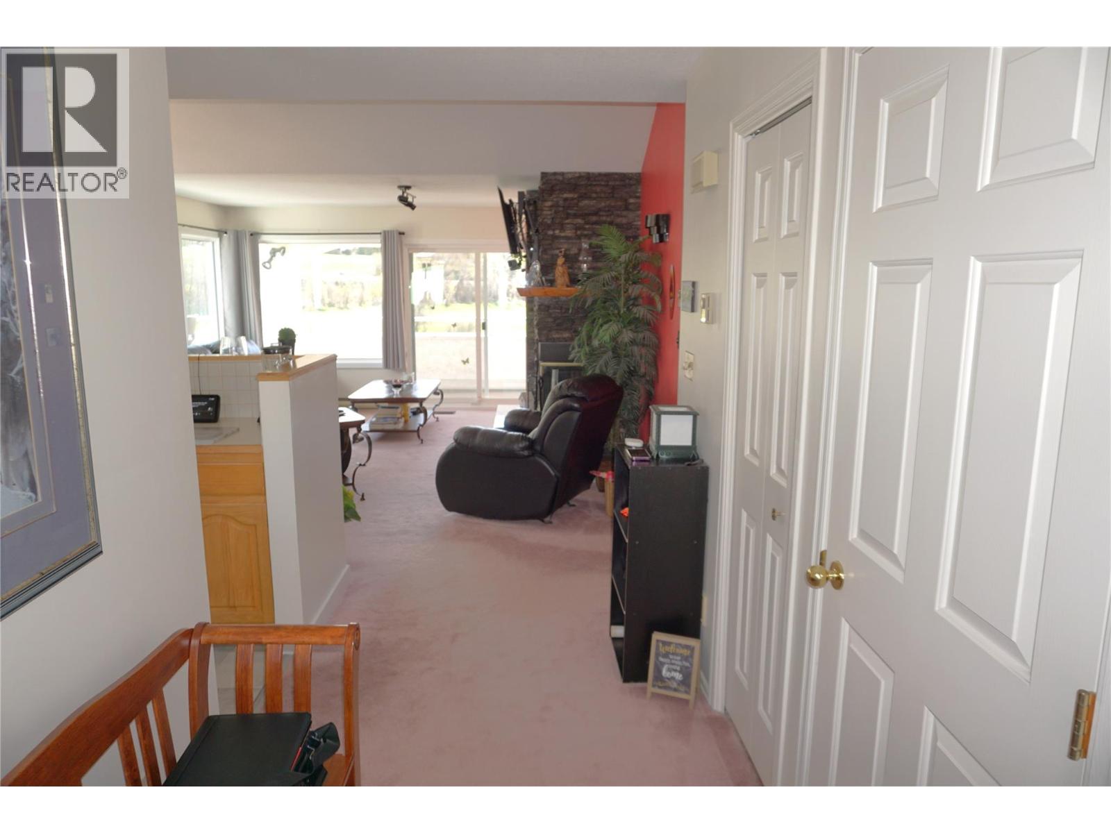 5054 Riverview Road Unit# 17, Fairmont Hot Springs, British Columbia  V0B 1L1 - Photo 6 - 10385365