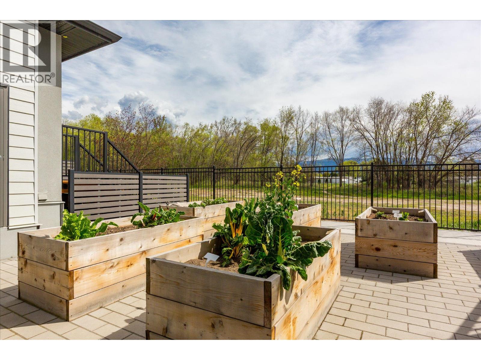 1225 Findlay Road Unit# 16, Kelowna, British Columbia  V1X 5B1 - Photo 43 - 10384681
