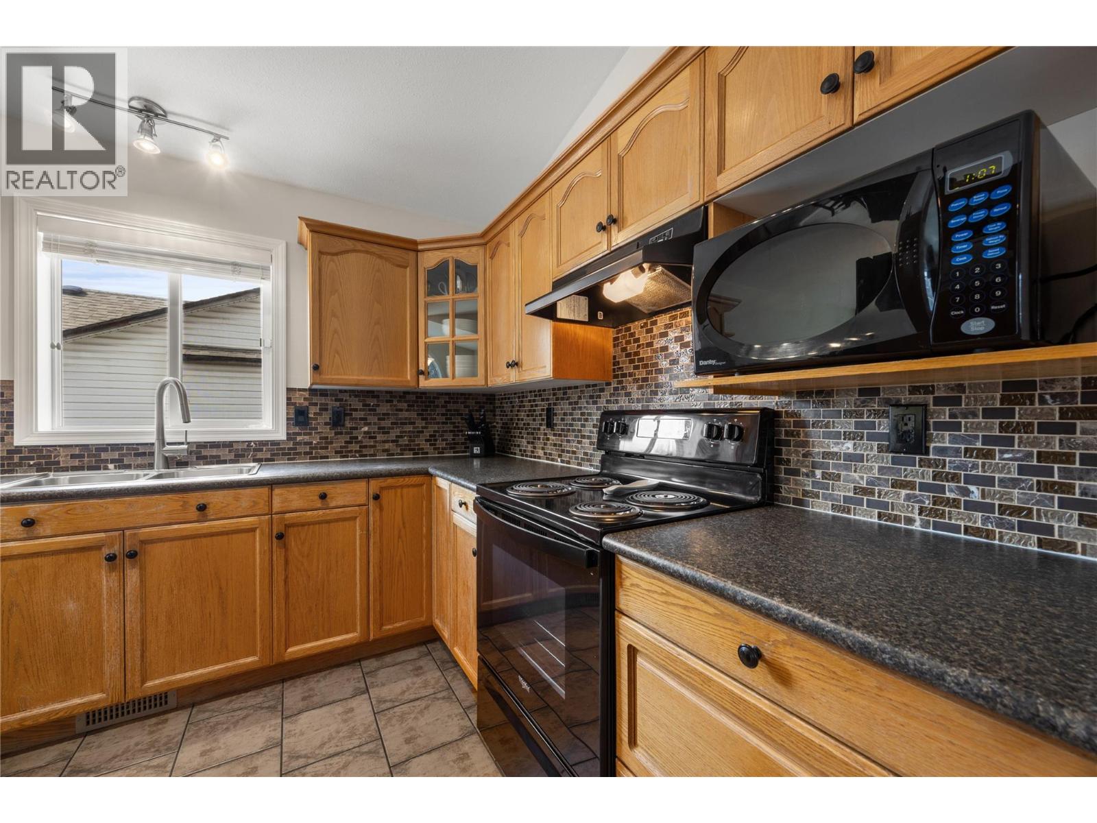 440 Wigglesworth Crescent, Kelowna, British Columbia  V1X 7N1 - Photo 10 - 10383704