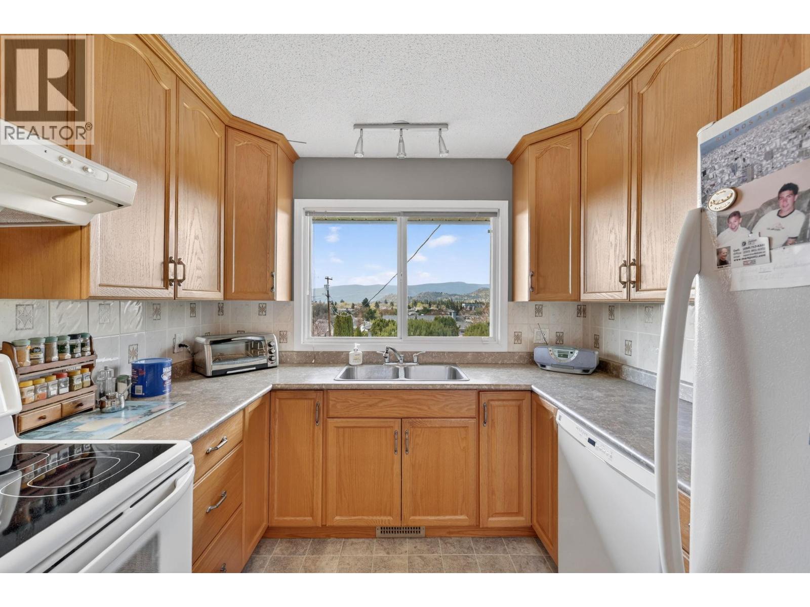 465 Seaford Road, Kelowna, British Columbia  V1X 5L3 - Photo 14 - 10385368