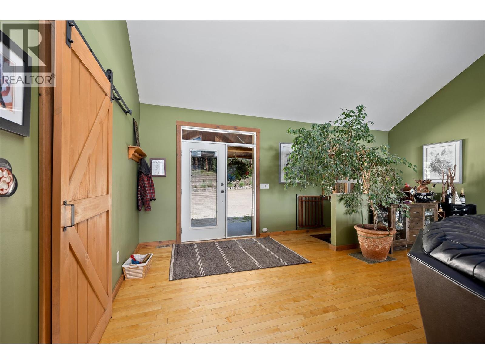 17142 Commonage Road, Lake Country, British Columbia  V4V 1B5 - Photo 12 - 10385256