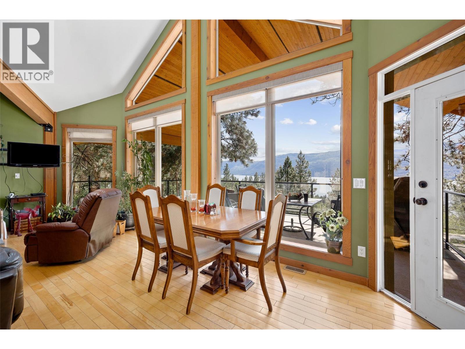 17142 Commonage Road, Lake Country, British Columbia  V4V 1B5 - Photo 19 - 10385256