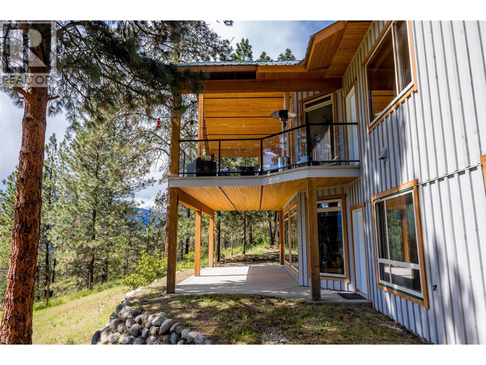 17142 Commonage Road, Lake Country, British Columbia  V4V 1B5 - Photo 36 - 10385256
