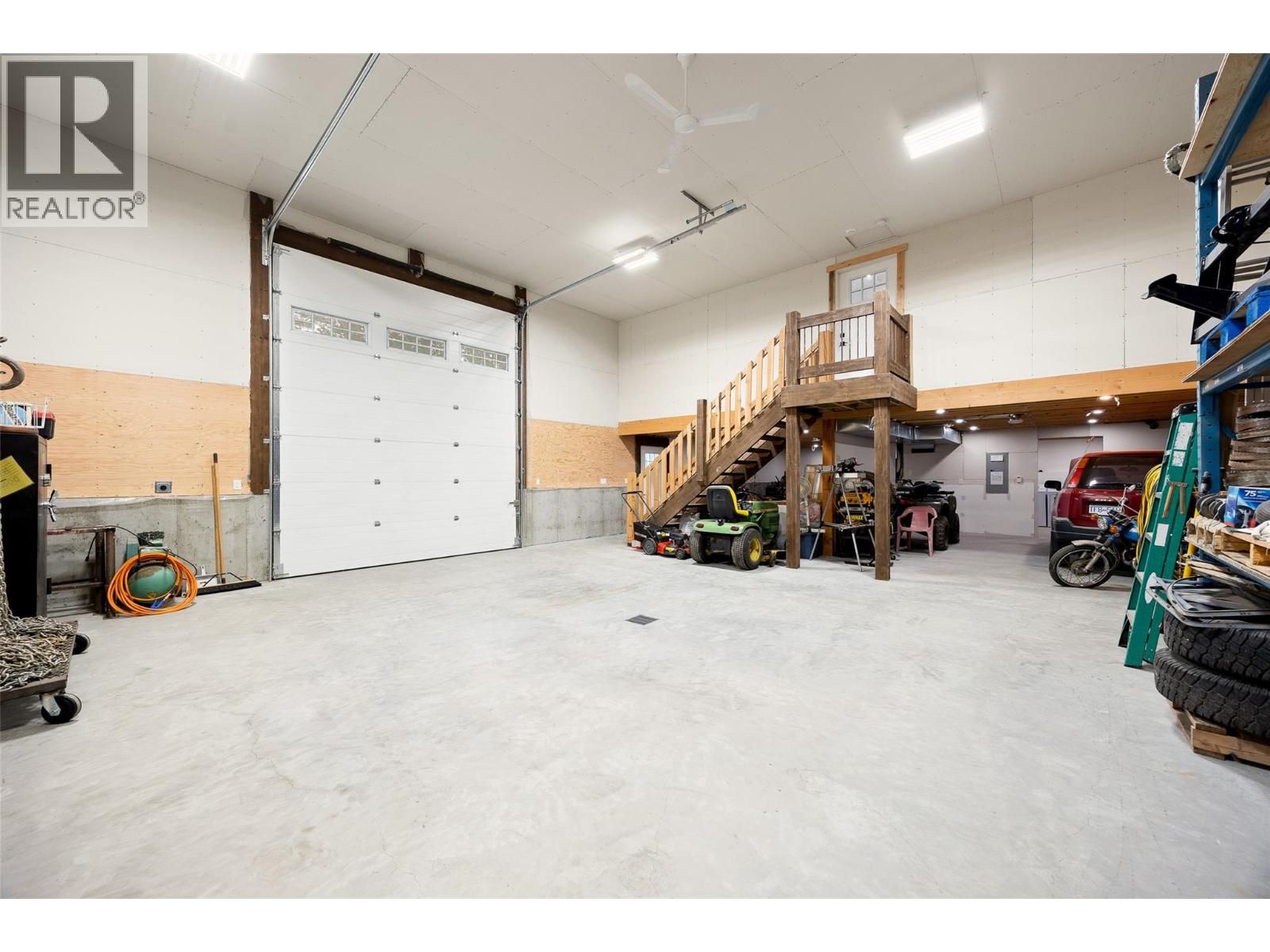 17142 Commonage Road, Lake Country, British Columbia  V4V 1B5 - Photo 50 - 10385256