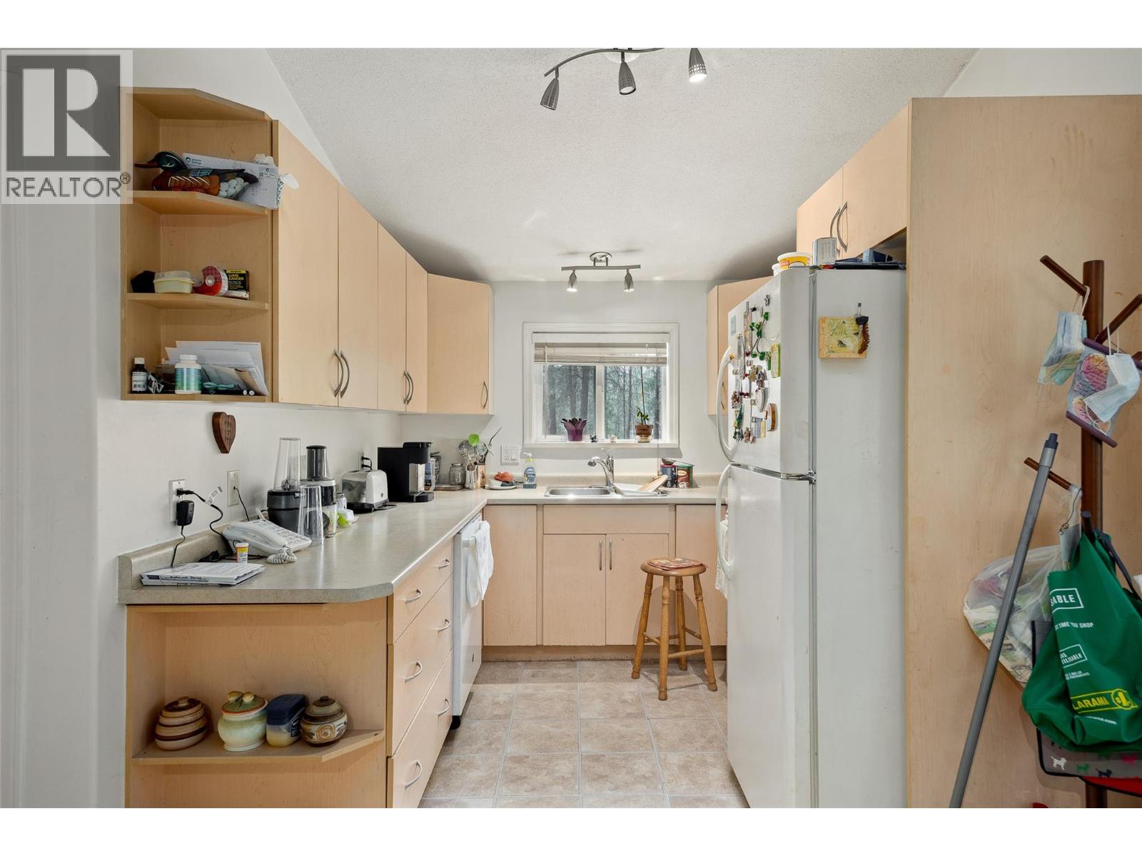 17142 Commonage Road, Lake Country, British Columbia  V4V 1B5 - Photo 57 - 10385256