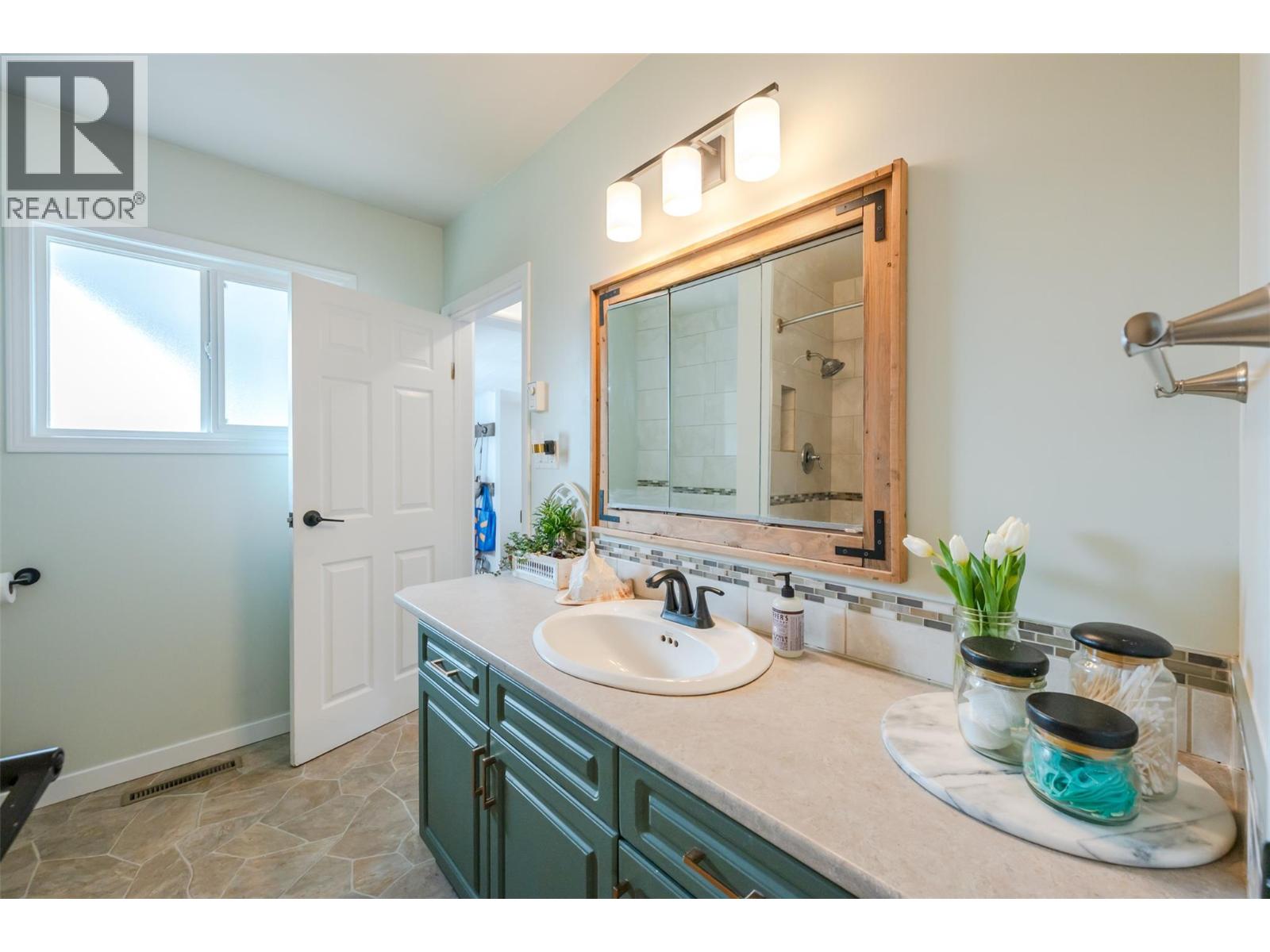 1106 Johnson Road, Penticton, British Columbia  V2A 1W7 - Photo 23 - 10385369