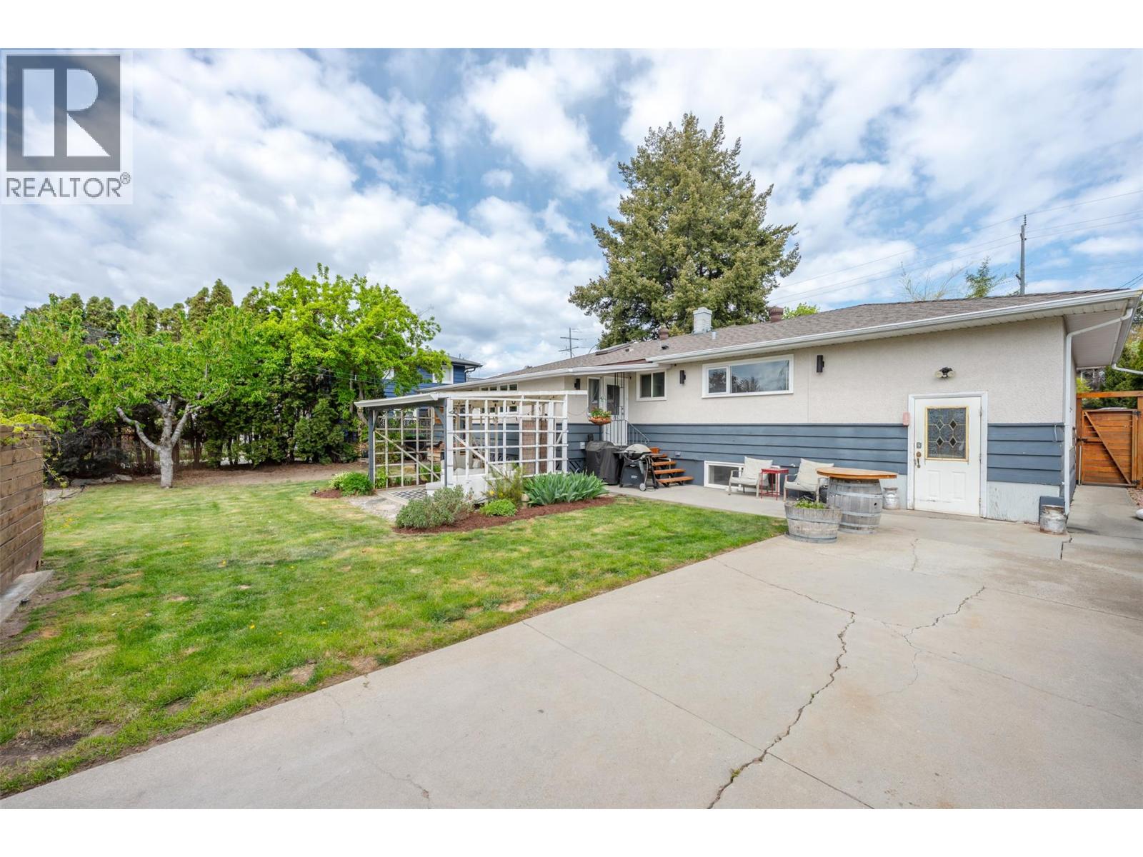 1106 Johnson Road, Penticton, British Columbia  V2A 1W7 - Photo 47 - 10385369