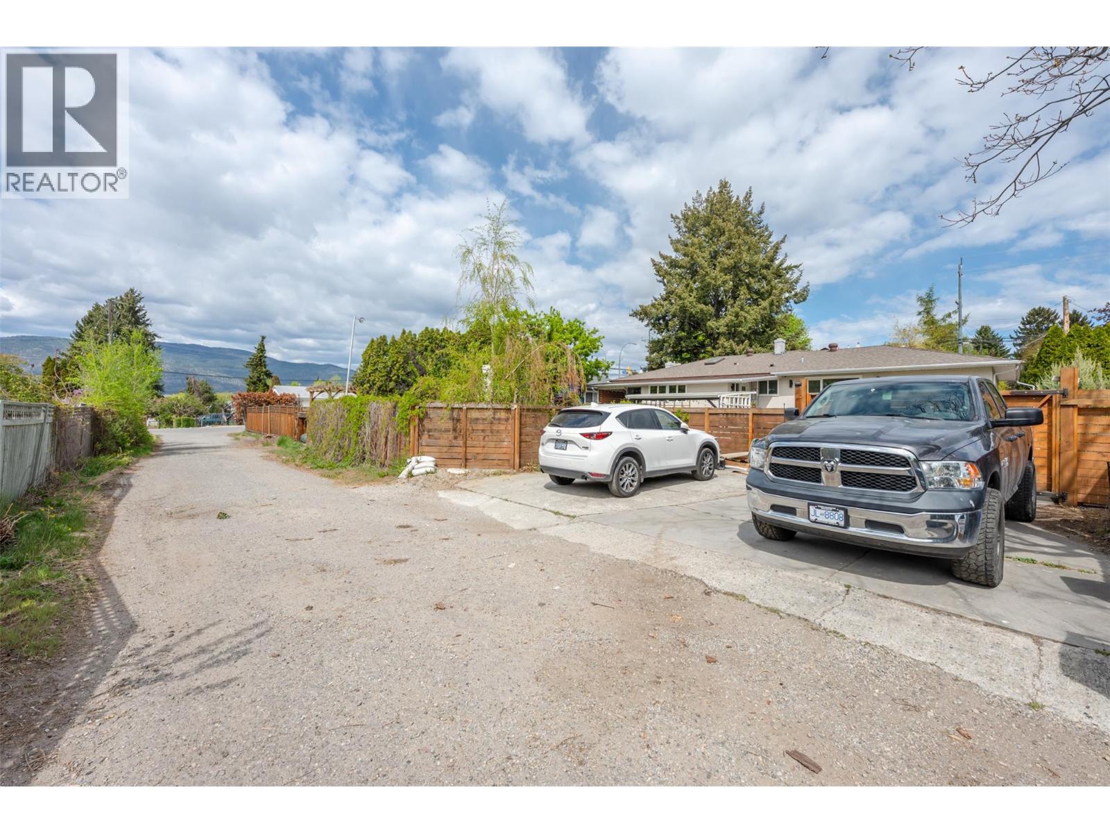 1106 Johnson Road, Penticton, British Columbia  V2A 1W7 - Photo 56 - 10385369