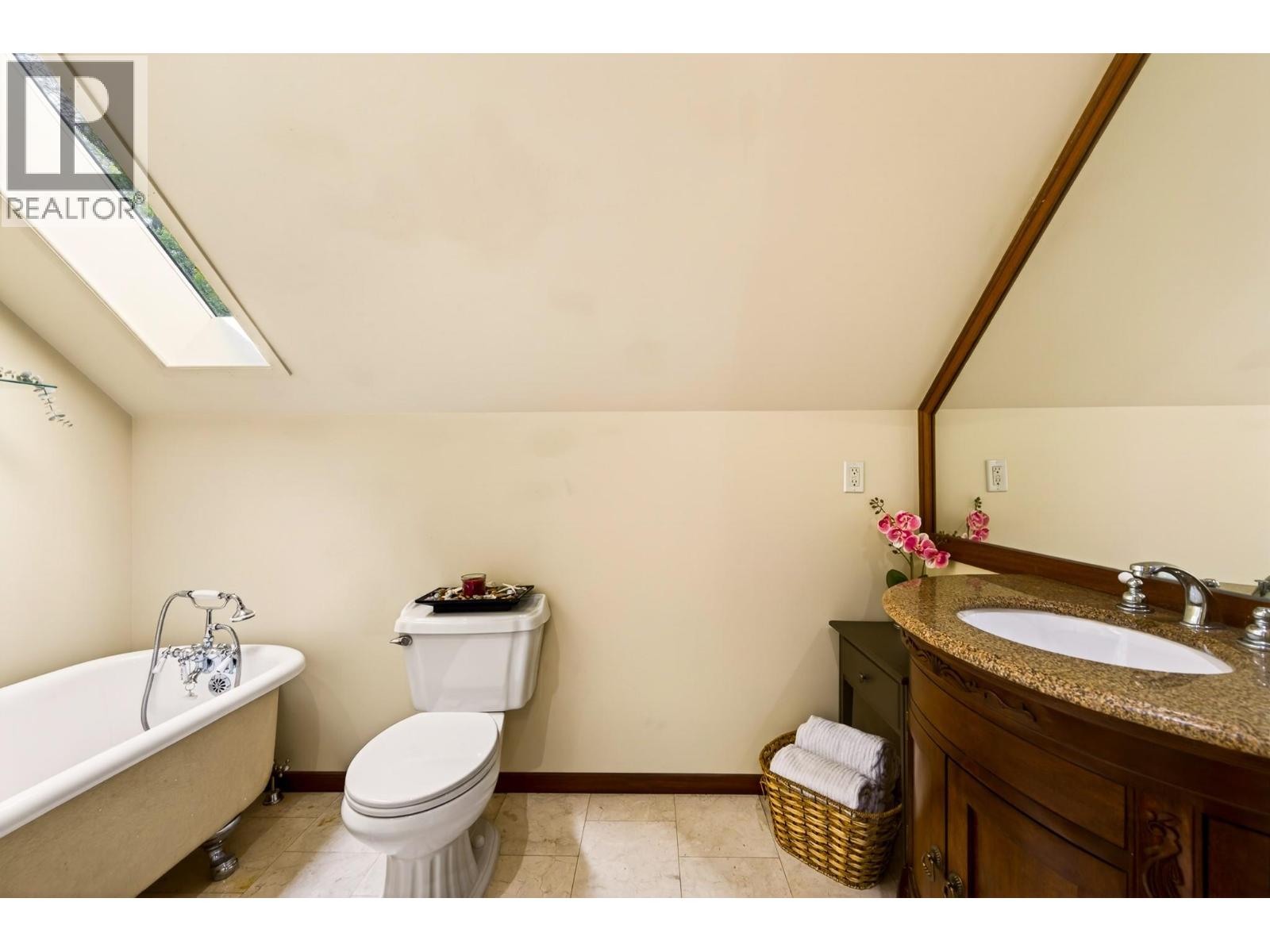 2185 Sifton Lane, Kamloops, British Columbia  V1S 1A4 - Photo 24 - 10385304