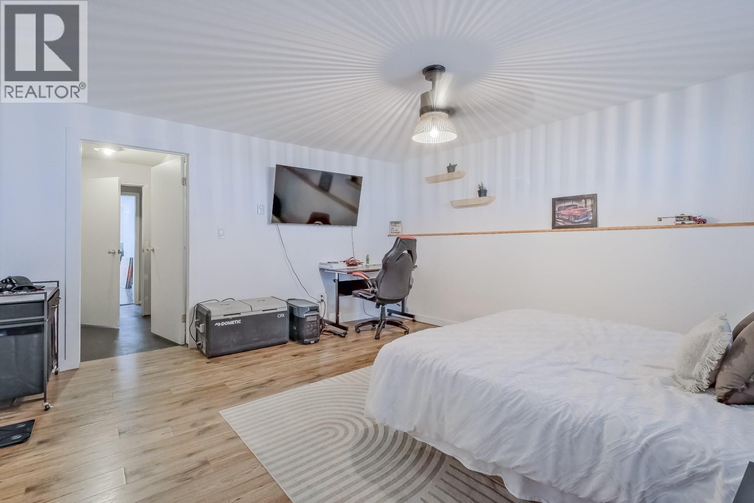 1658 Lynrick Road, Kelowna, British Columbia  V1P 1E8 - Photo 17 - 10385285