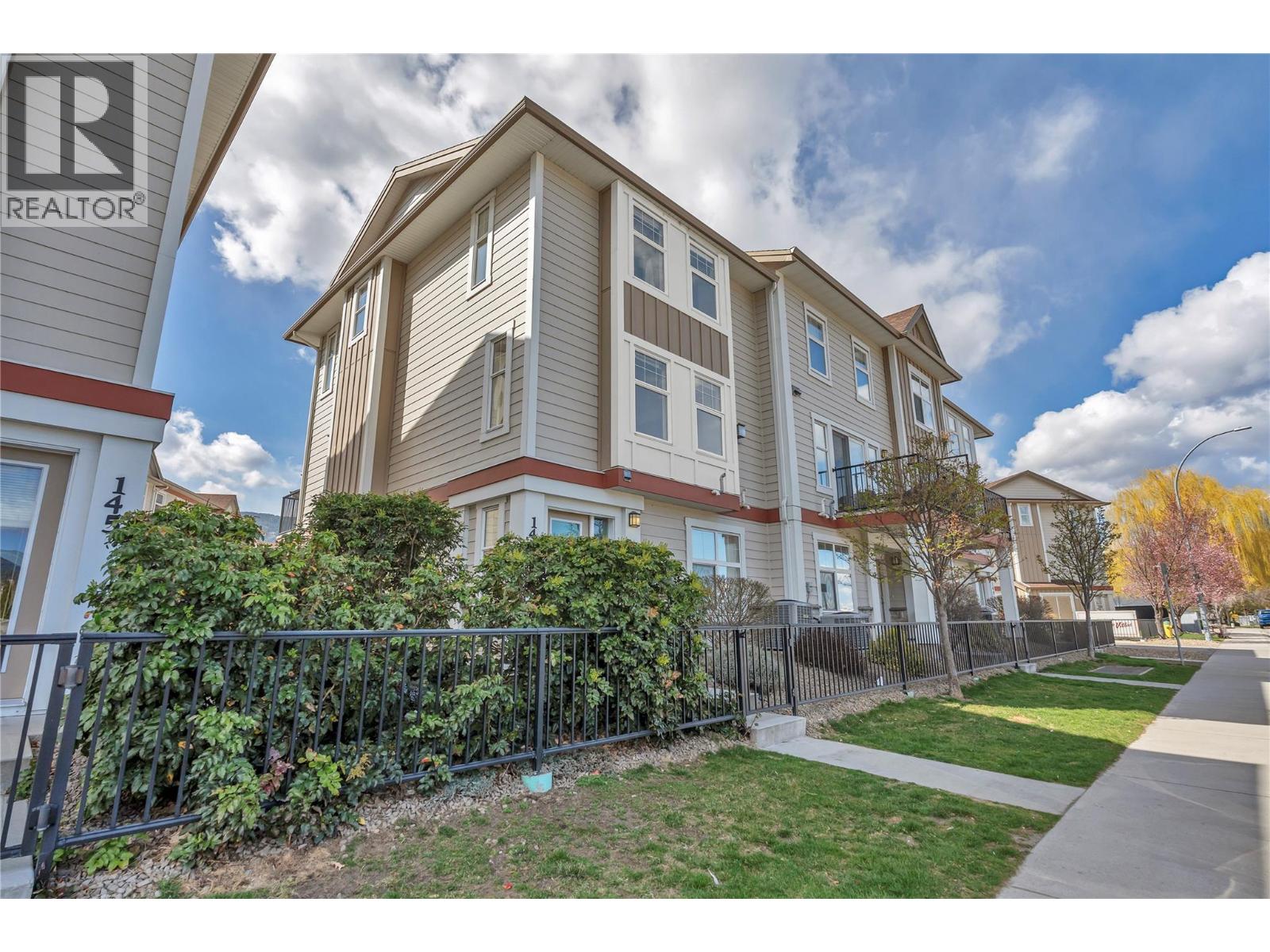 3363 Wilson Street Unit# 146, Penticton, British Columbia  V2A 9G7 - Photo 2 - 10385516