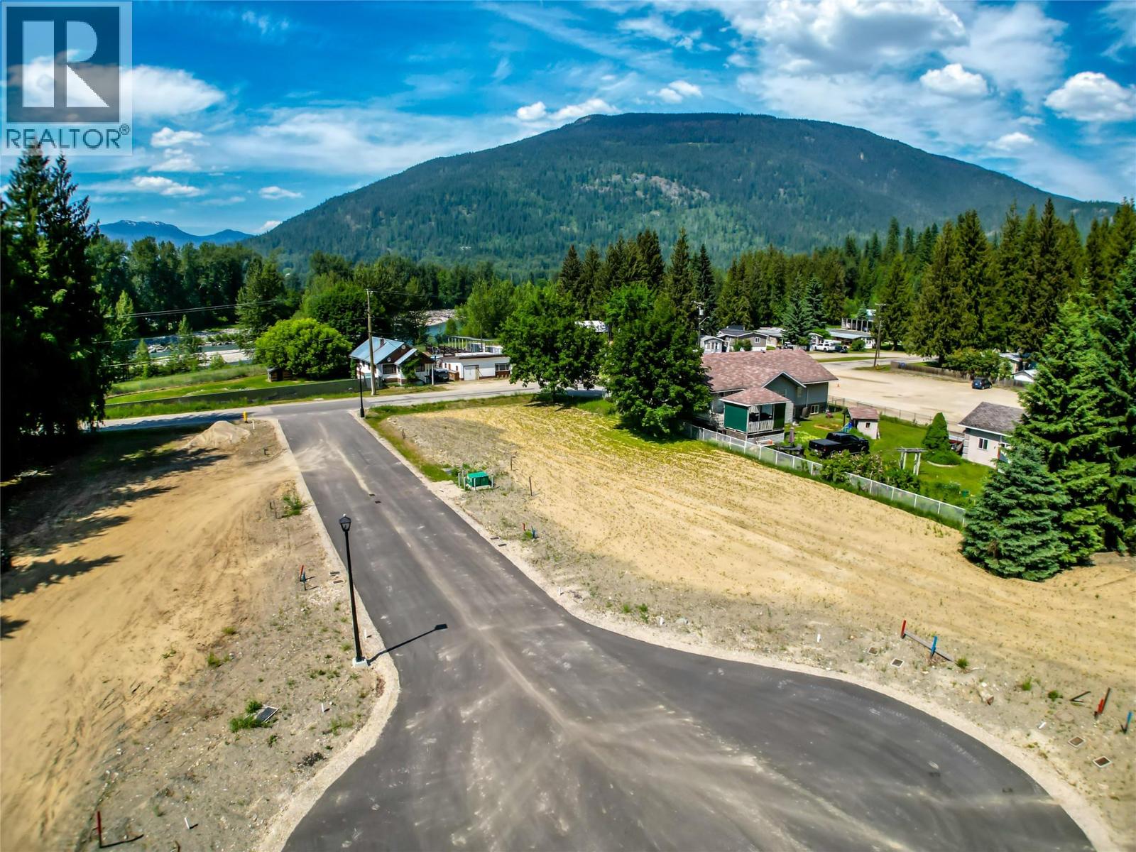 1-1445 Illecillewaet Road Lot# Sl 10, Revelstoke, British Columbia  V0E 2S1 - Photo 5 - 10385486